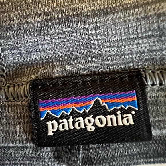 PATAGONIA CAPILENE COOL LIGHTWEIGHT LADIES SHORT SLEEVE SHIRT SIZE XL
GRAY TONES - Picture 9 of 12